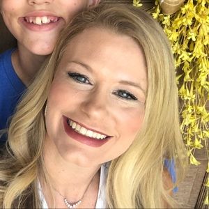 Meet your Posher, Johnnie